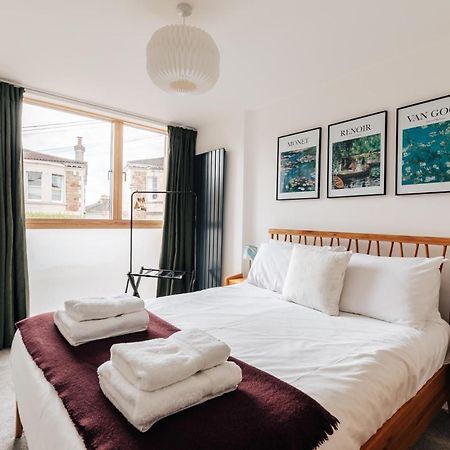 Redland Stay In Bespoke Home 2 Of 2 Бристоль Экстерьер фото